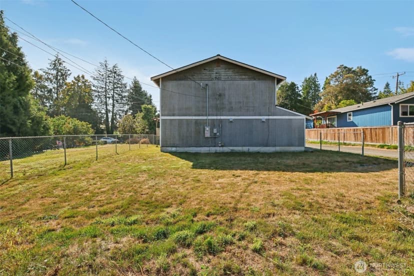 Property photo for 3000 Sw 106th Street, Seattle photo 25