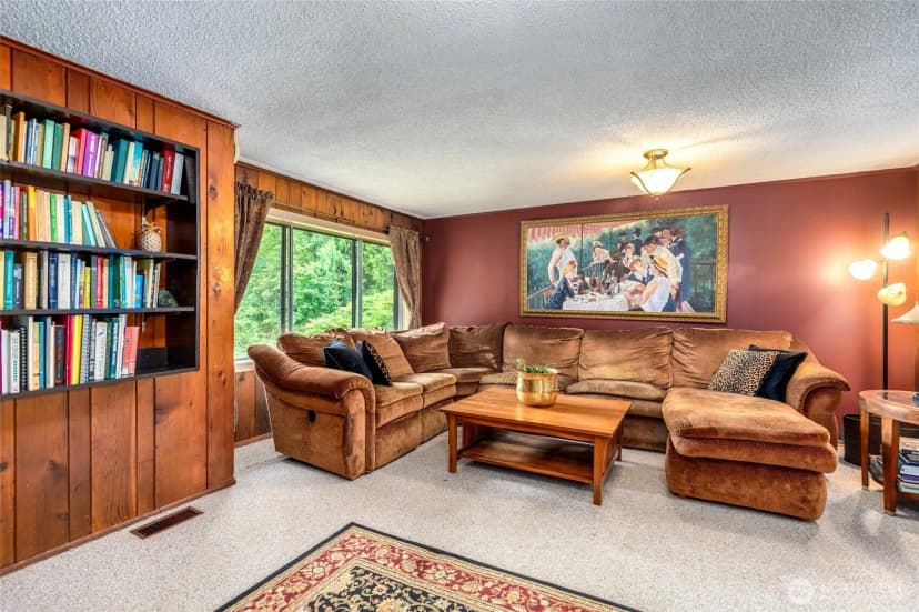 Property photo for 23606 Se Tiger Mountain Road, Issaquah photo 21