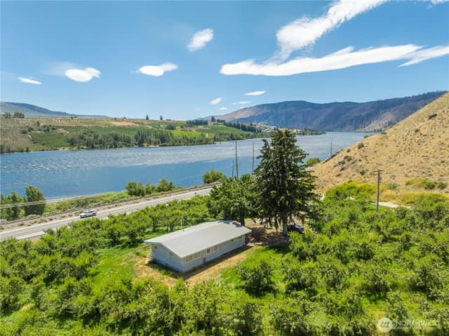 Property photo for 19694 Us Hwy 97a, Chelan photo 3