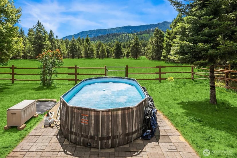 Property photo for 10700 Westside Road, Cle Elum photo 4