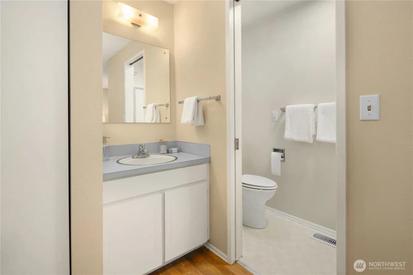 Property photo for 17611 Nw 6th Avenue, Shoreline photo 27