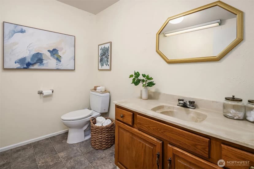 Property photo for 17611 Nw 6th Avenue, Shoreline photo 36