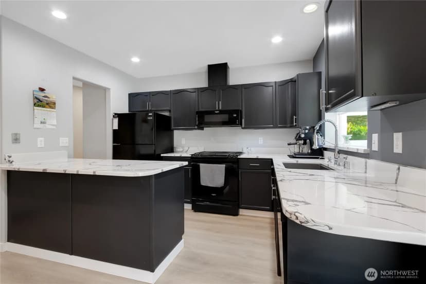 Property photo for 22501 133rd Avenue Ct E, Graham photo 11