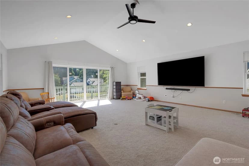 Property photo for 22501 133rd Avenue Ct E, Graham photo 25