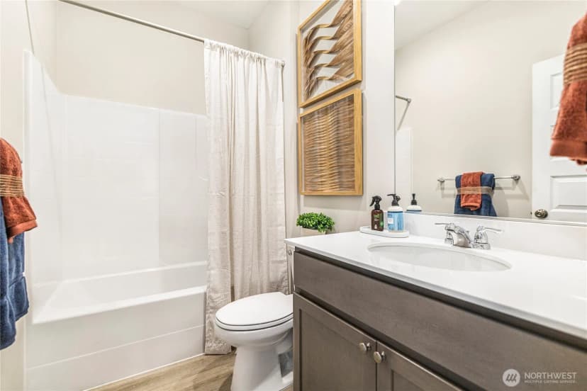 Property photo for 6051 Crestner Drive Sw, Port Orchard photo 18