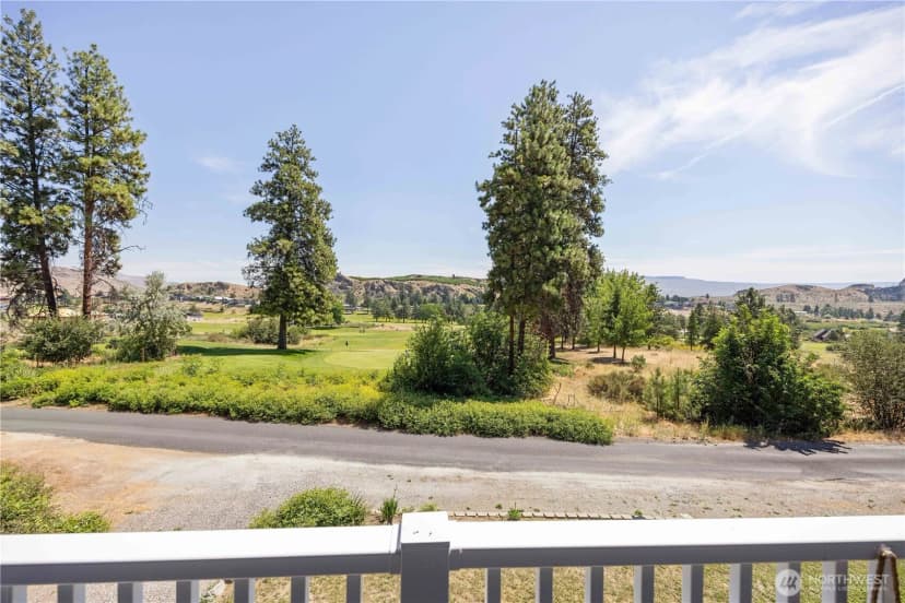 Property photo for 48 Golf Course Drive, Pateros photo 25