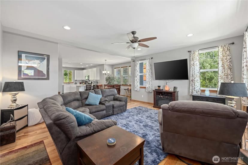 Property photo for 48 Golf Course Drive, Pateros photo 3