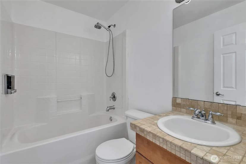 Property photo for 7003 Radius Loop Se, Lacey photo 28