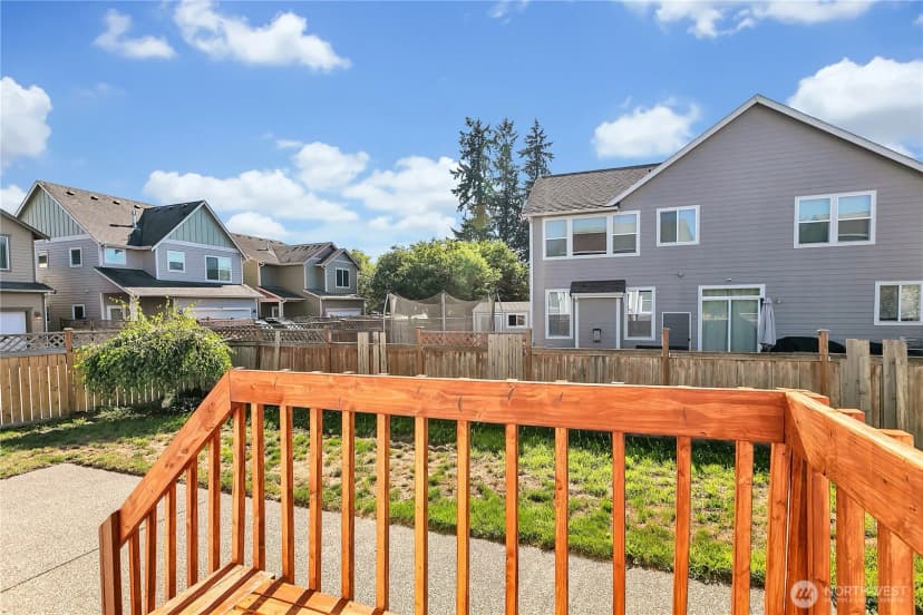Property photo for 7003 Radius Loop Se, Lacey photo 31