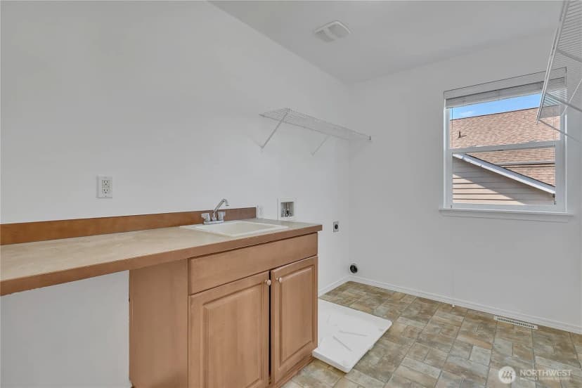 Property photo for 7003 Radius Loop Se, Lacey photo 30