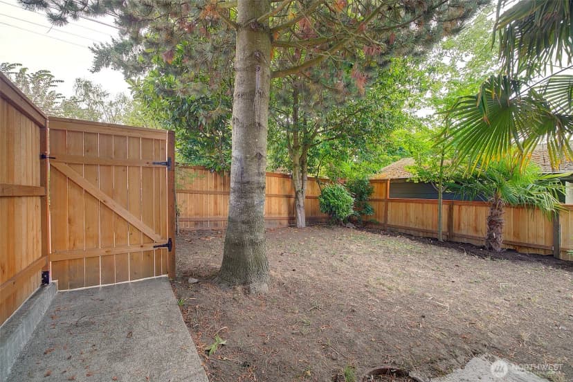 Property photo for 8222 35th Avenue Sw, Seattle photo 31
