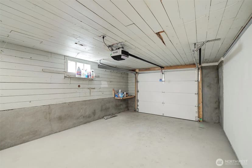 Property photo for 8222 35th Avenue Sw, Seattle photo 36