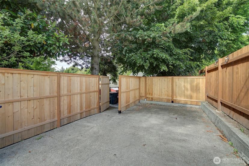Property photo for 8222 35th Avenue Sw, Seattle photo 38