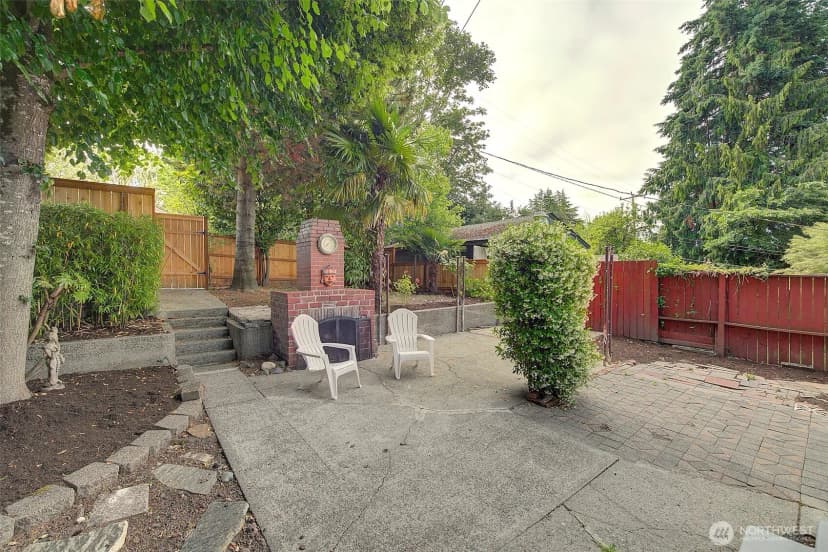 Property photo for 8222 35th Avenue Sw, Seattle photo 30
