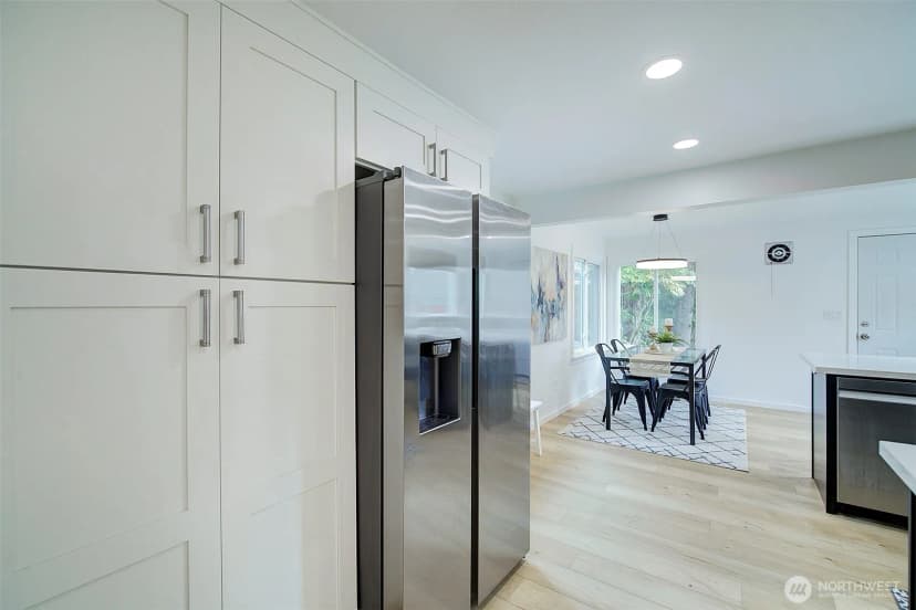 Property photo for 8222 35th Avenue Sw, Seattle photo 15