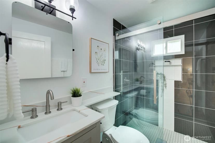 Property photo for 8222 35th Avenue Sw, Seattle photo 21