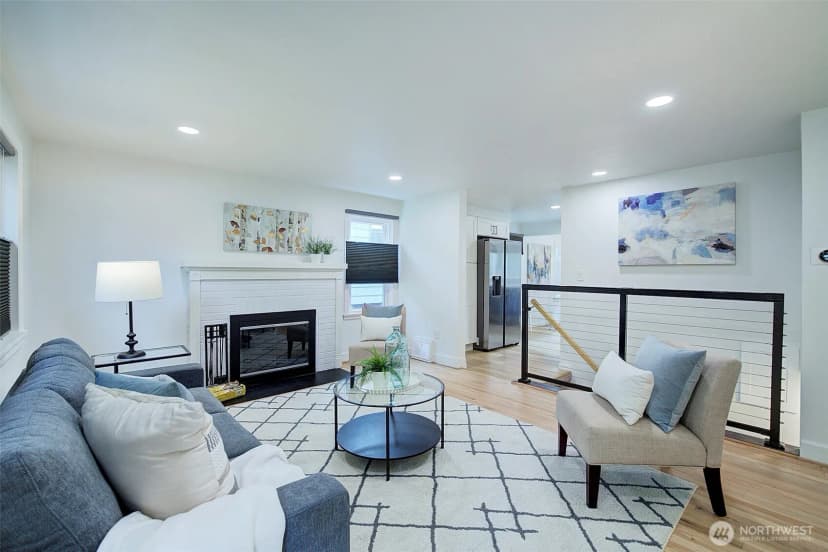 Property photo for 8222 35th Avenue Sw, Seattle photo 9