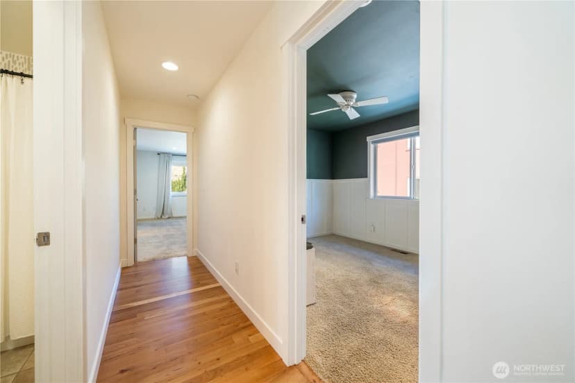 Property photo for 105 E Raymond Avenue, Chelan photo 12