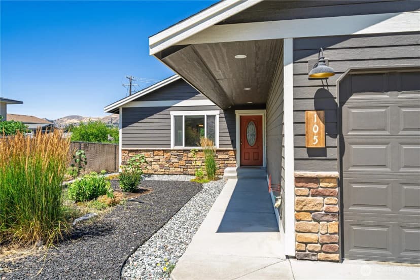 Property photo for 105 E Raymond Avenue, Chelan photo 26