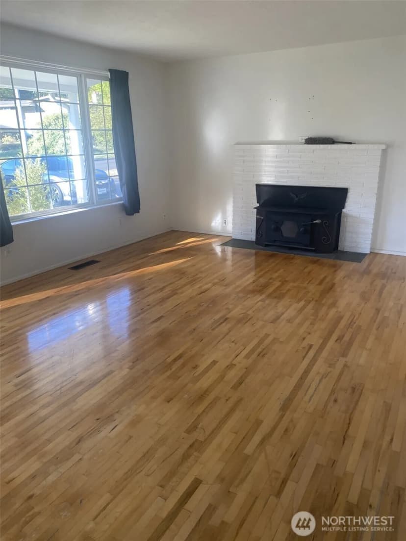 Property photo for 5901 86th Street E, Puyallup photo 3