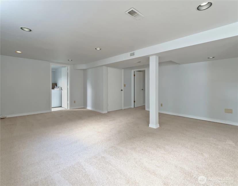 Property photo for 30 Se Bush Street, Issaquah photo 18