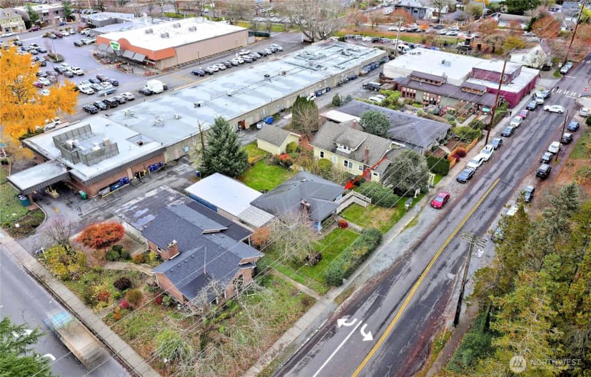 Property photo for 30 Se Bush Street, Issaquah photo 33