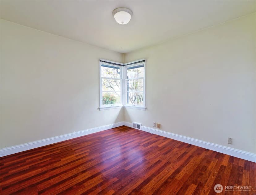 Property photo for 30 Se Bush Street, Issaquah photo 16