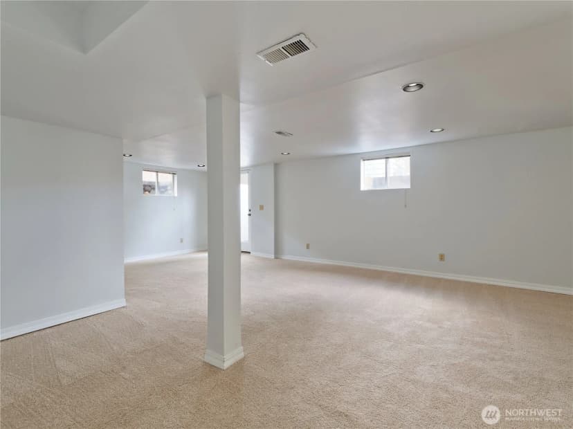 Property photo for 30 Se Bush Street, Issaquah photo 17