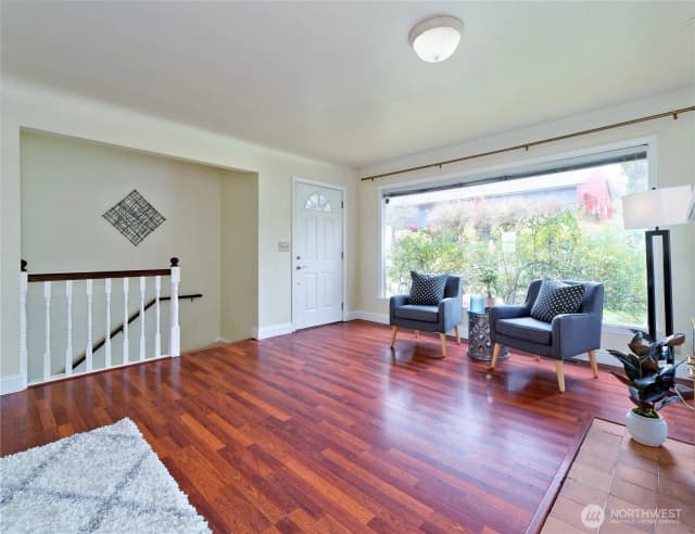 Property photo for 30 Se Bush Street, Issaquah photo 3