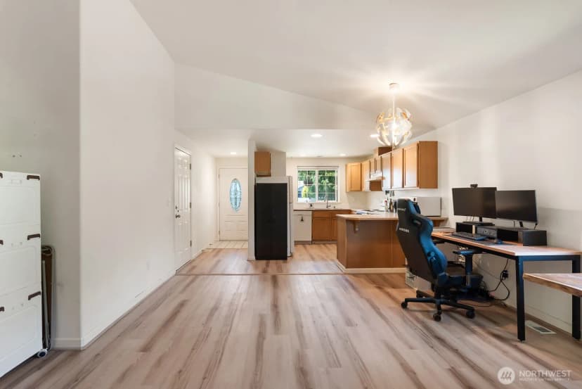Property photo for 405 Spring Lane, Sedro Woolley photo 6
