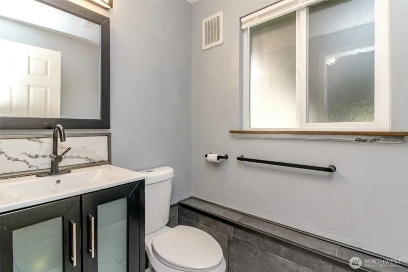 Property photo for 416 142nd Street Ct S, Tacoma photo 30