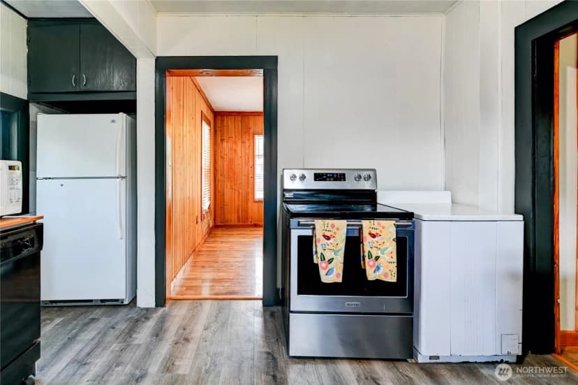 Property photo for 203 E 4th Street, Bucoda photo 14