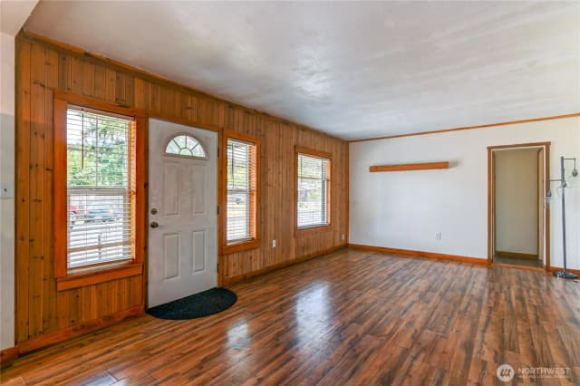 Property photo for 203 E 4th Street, Bucoda photo 3