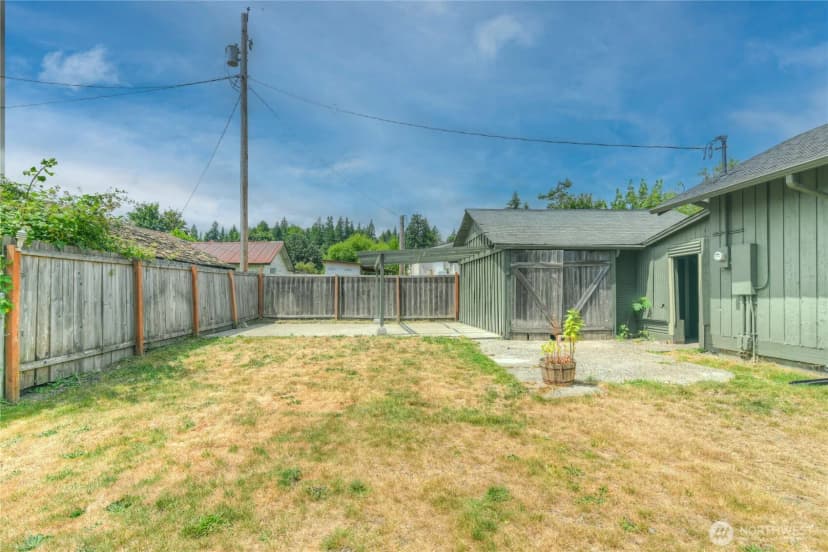 Property photo for 203 E 4th Street, Bucoda photo 26