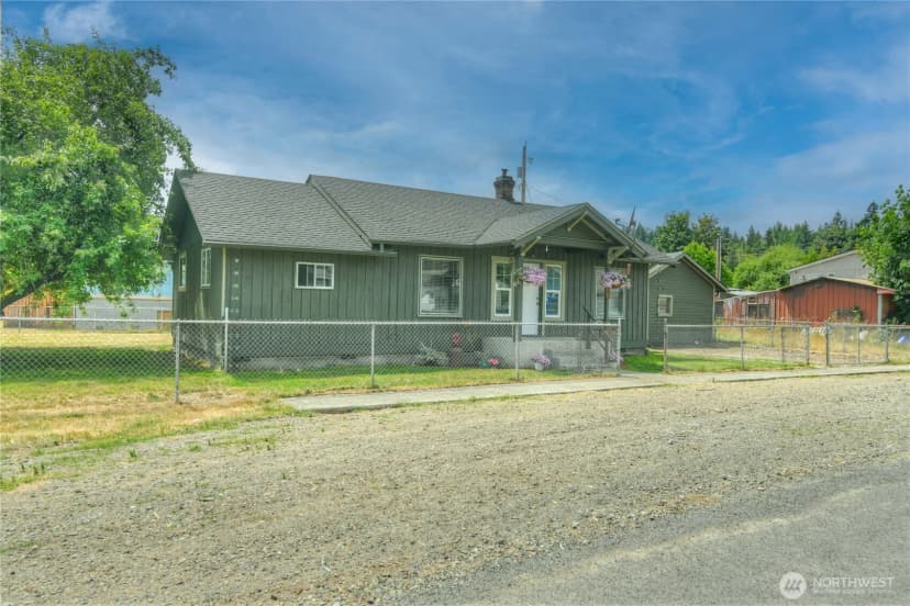 Property photo for 203 E 4th Street, Bucoda photo 24