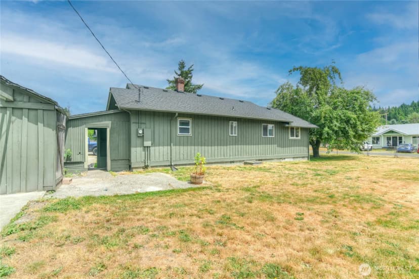 Property photo for 203 E 4th Street, Bucoda photo 28