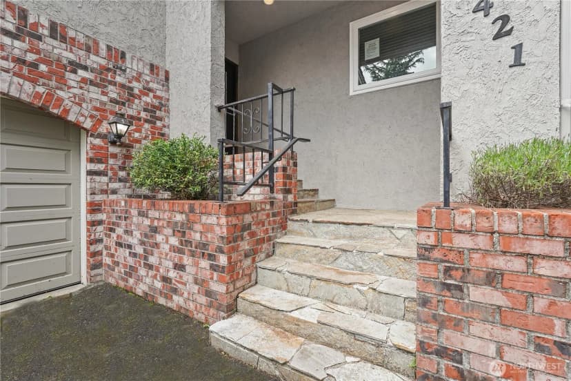Property photo for 8421 374th Place Se, Snoqualmie photo 4