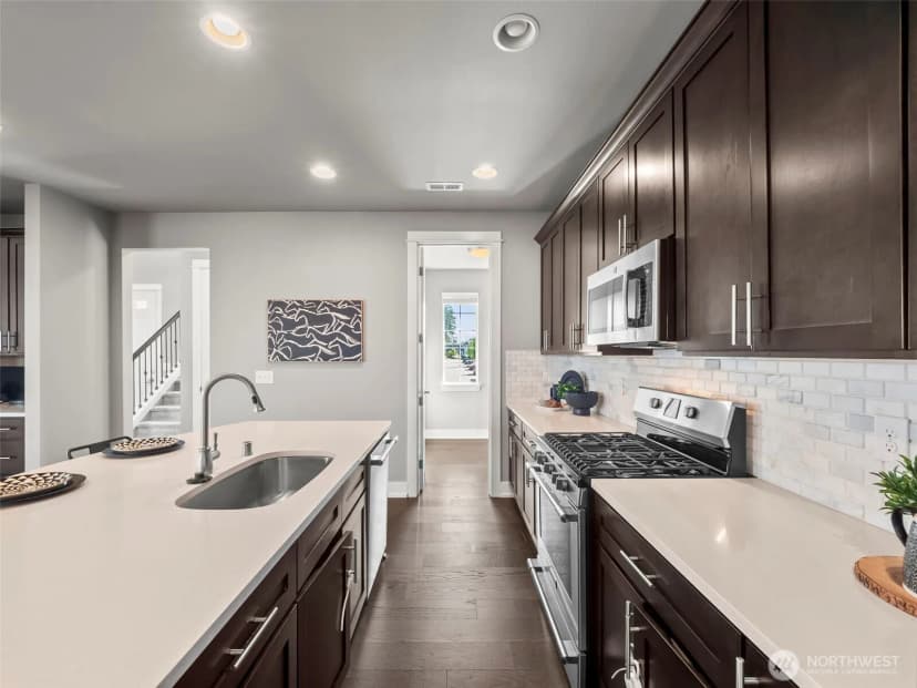 Property photo for 4091 Sawtooth Court, Gig Harbor photo 12