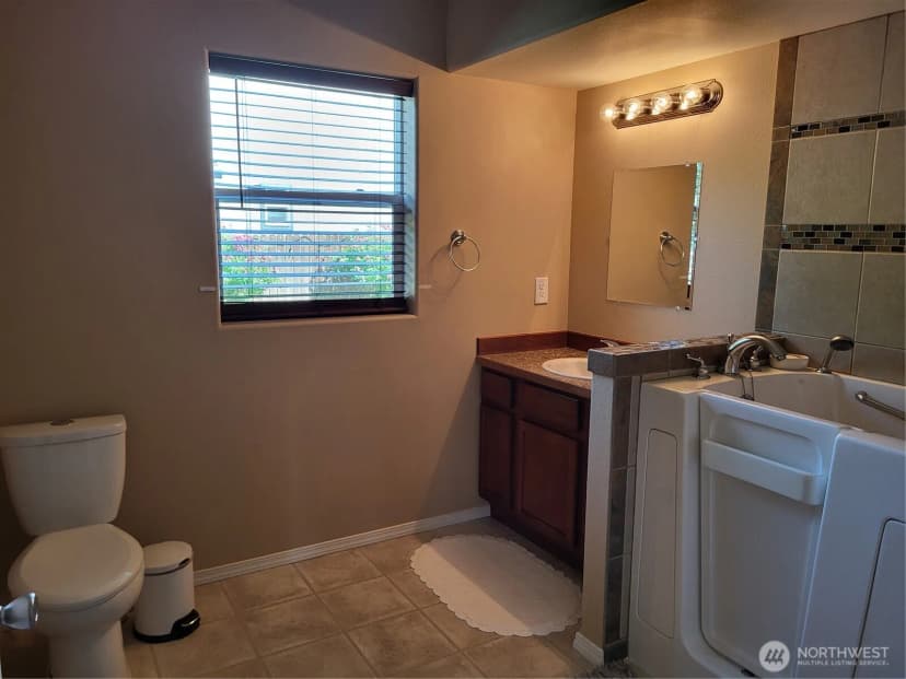Property photo for 5734 Austin Place, Rock Island photo 10