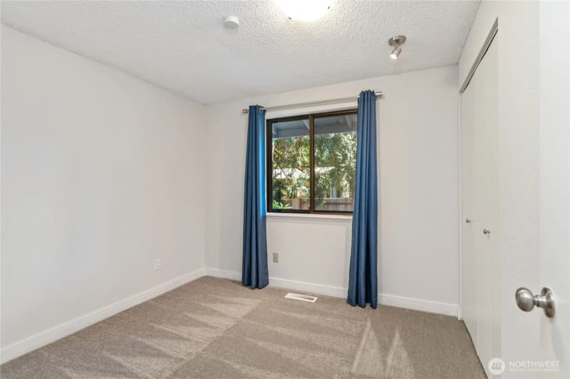 Property photo for 3544 Ne Quinault Drive, Bremerton photo 19