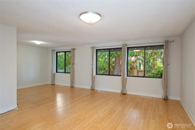 Property photo for 3544 Ne Quinault Drive, Bremerton photo 5
