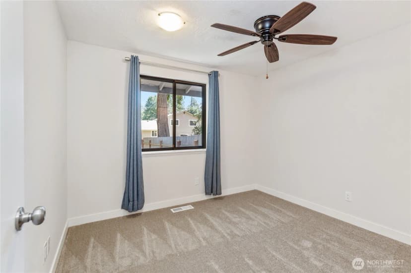 Property photo for 3544 Ne Quinault Drive, Bremerton photo 22