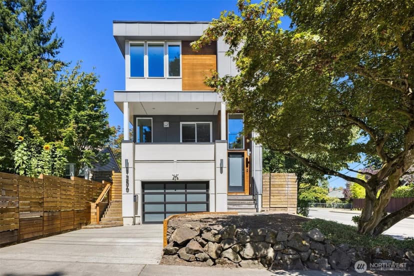 Property photo for 1256 Ne 89th Street, Seattle