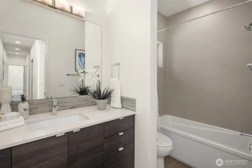 Property photo for 1256 Ne 89th Street, Seattle photo 23