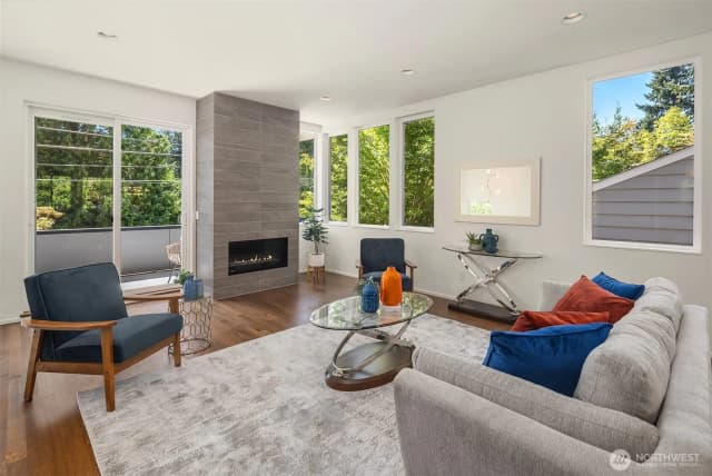 Property photo for 1256 Ne 89th Street, Seattle photo 5