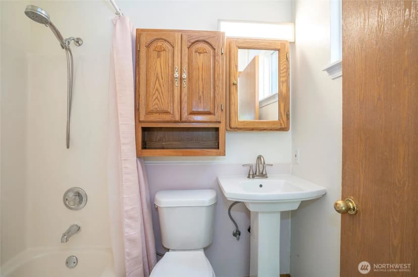 Property photo for 2148 Se 8th Drive, Renton photo 10