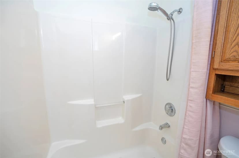 Property photo for 2148 Se 8th Drive, Renton photo 11
