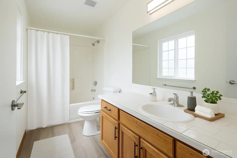 Property photo for 2148 Se 8th Drive, Renton photo 16