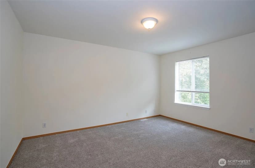 Property photo for 2148 Se 8th Drive, Renton photo 19