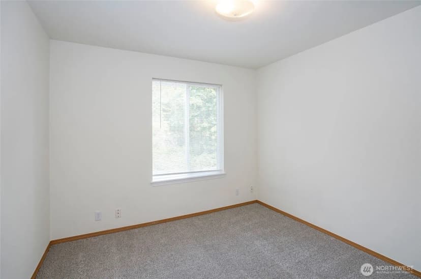 Property photo for 2148 Se 8th Drive, Renton photo 21